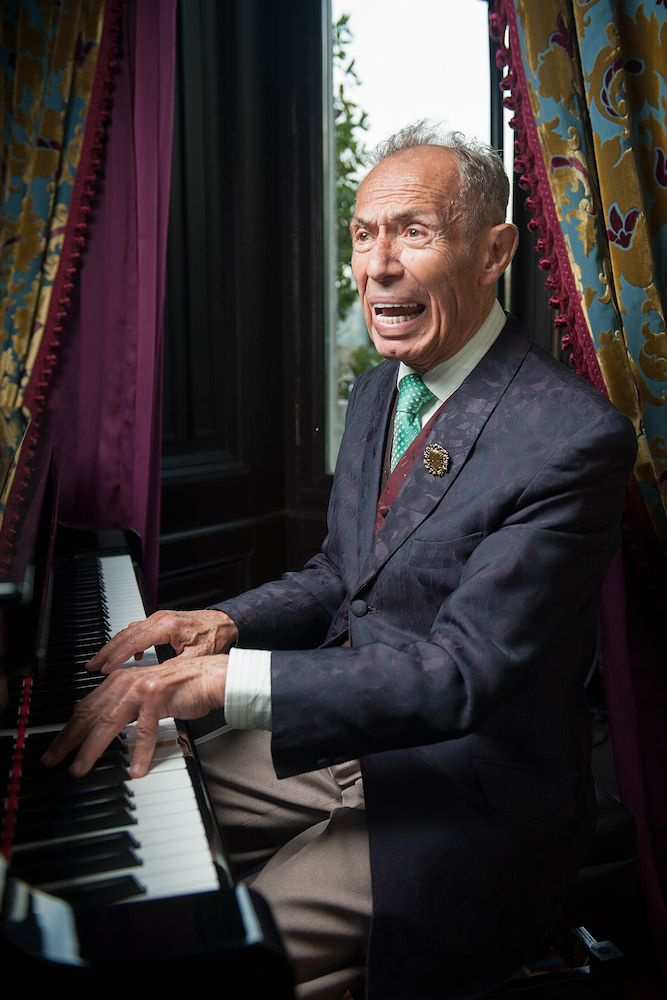 Türk müziğinin efsane isminden acı haber! 